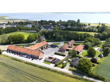 Luftfoto af afdeling Sebber og Regnbuen (vuggestue og børnehave)